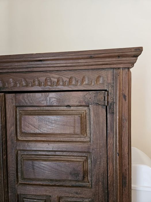 Armário / Roupeiro em Madeira