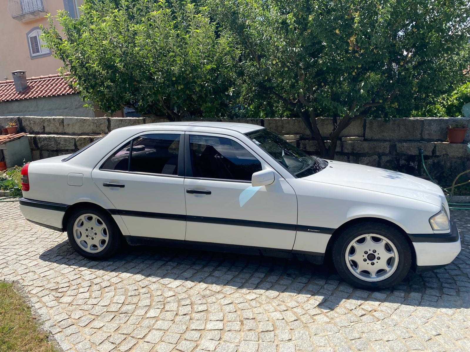 Mercedes benz C220D