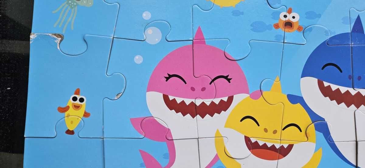 Puzzle podłogowe Baby shark 24 sztuki 3+