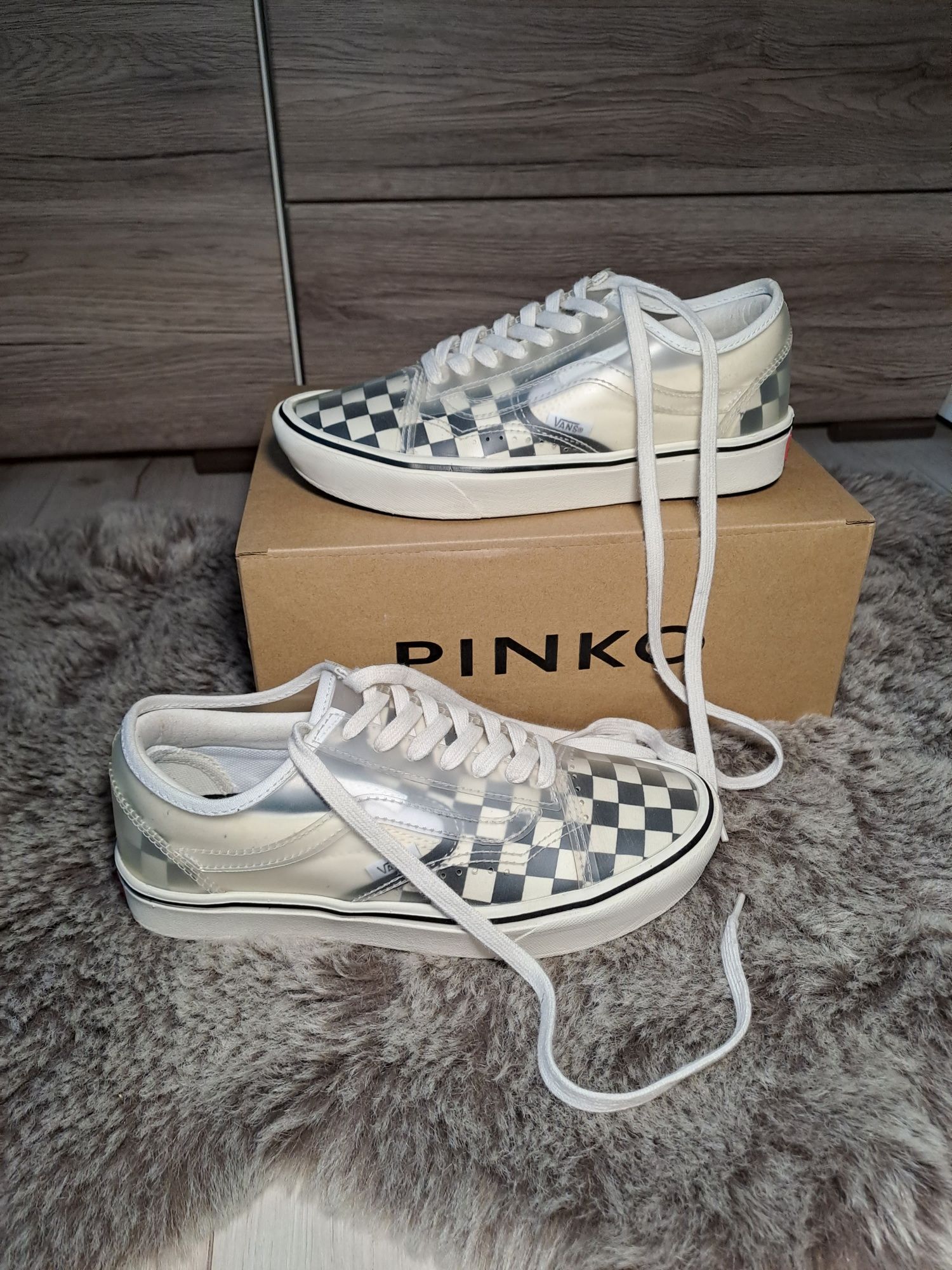 Buty Vans Old Skool checkerboard 37 23,5cm