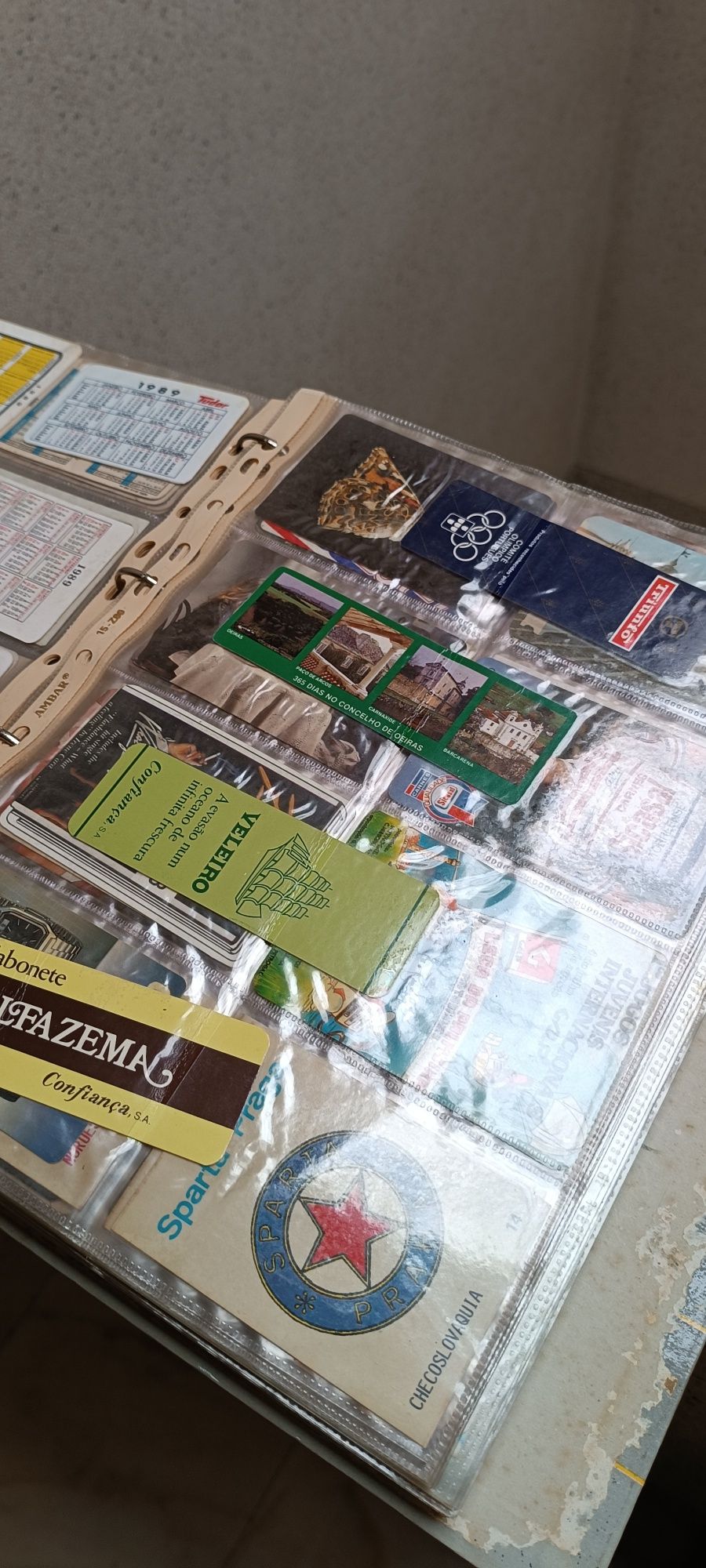 Dossier 470 calendários antigos