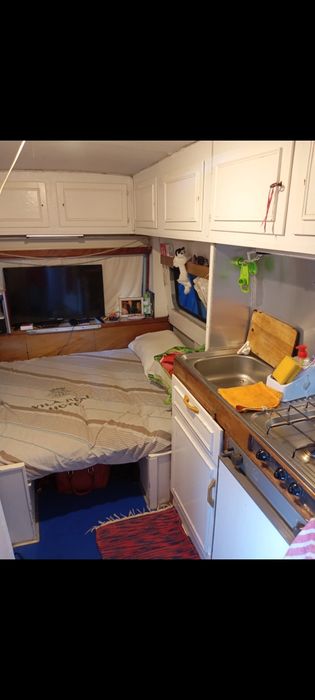 Autocaravana com casa de banho