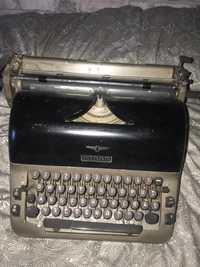 Stara maszyna do pisania adler