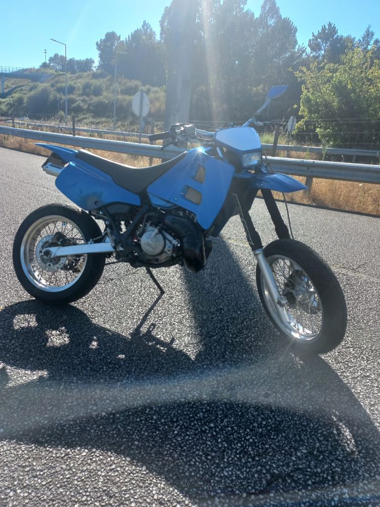 Suzuki ts125r supermotard