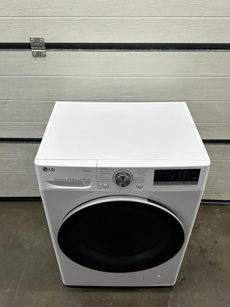 Вузька пральна машина LG  8,5Kg/TwimQ/Wifi/Steam/