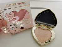 Staying Humble P.Louise Skin Bling Baked Highlighter Rozświetlacz