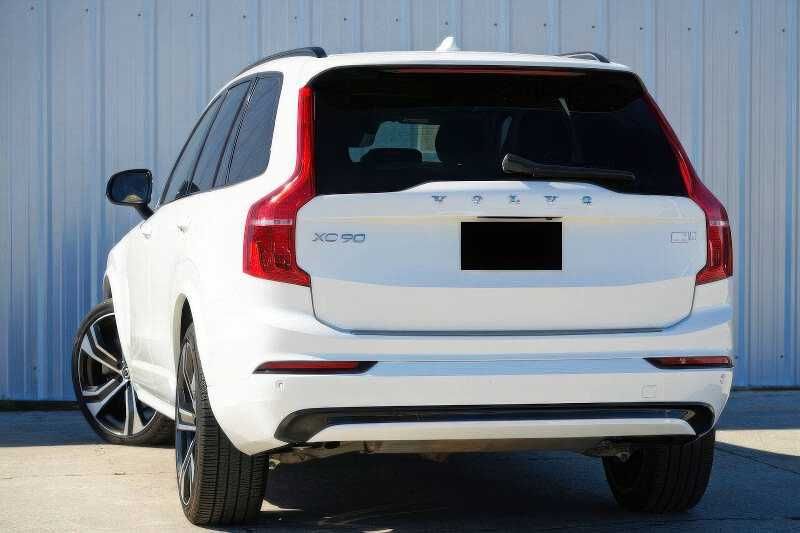 2022 Volvo XC90 Recharge T8 R-Design