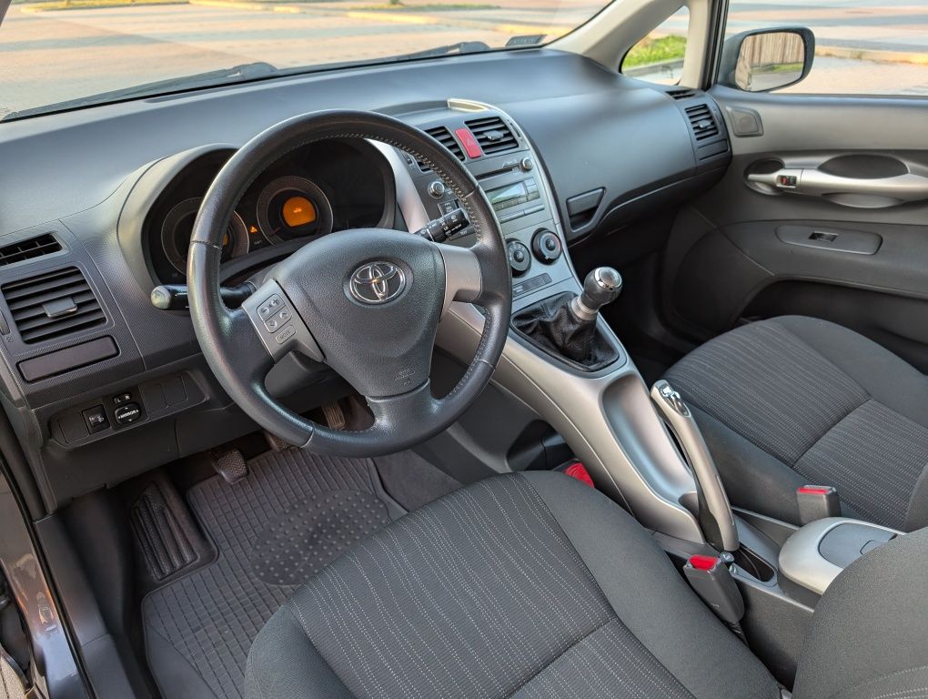 Toyota Auris Salon Polska Benzyna