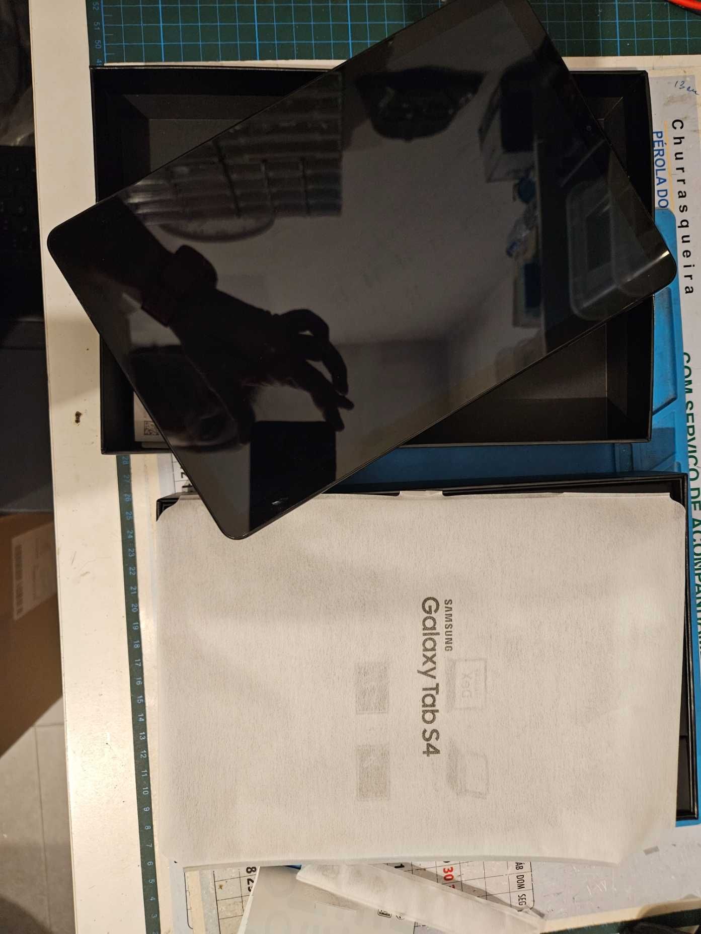 Samsung Tab S4 - LTE + WiFi