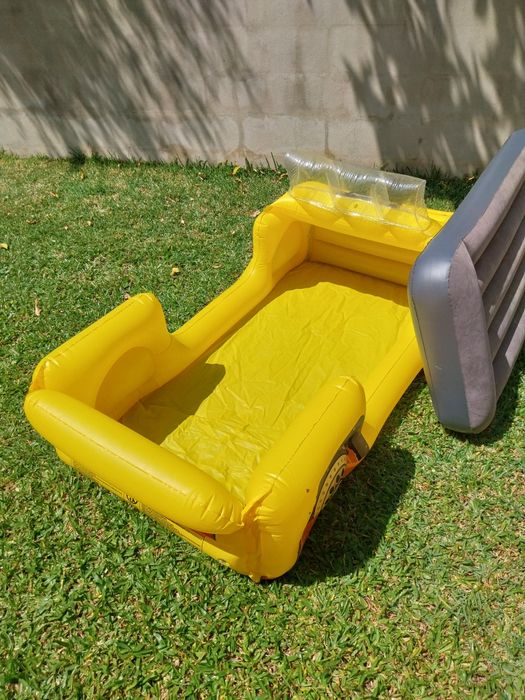 Colchão insuflável carro