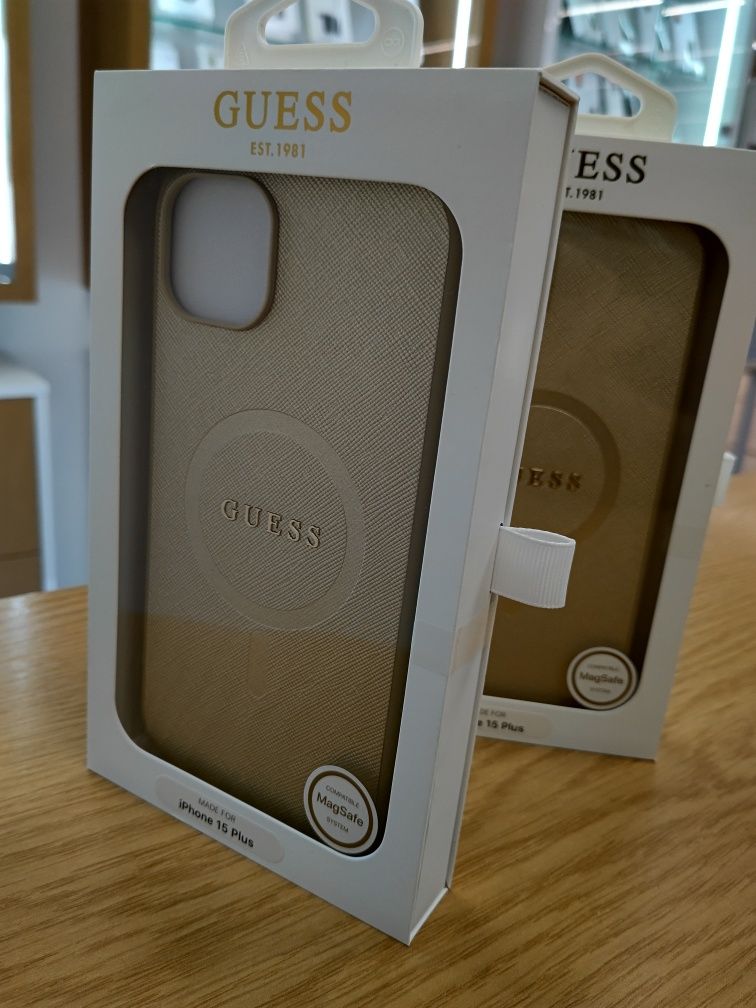 Etui Guess iPhone 15 Plus z MagSafe *Różne rodzaje*