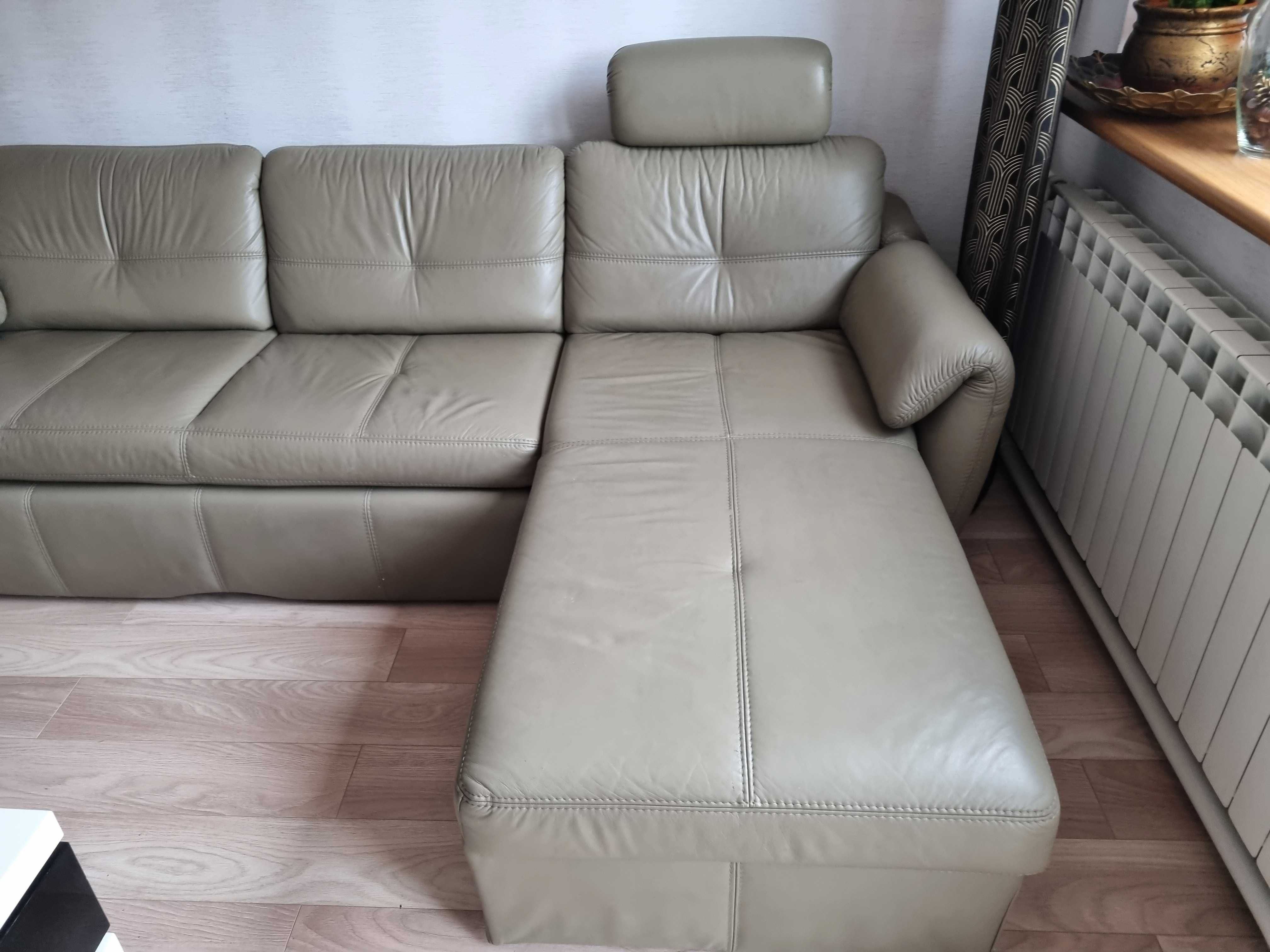 Narożnik skórzany z funkcją spania