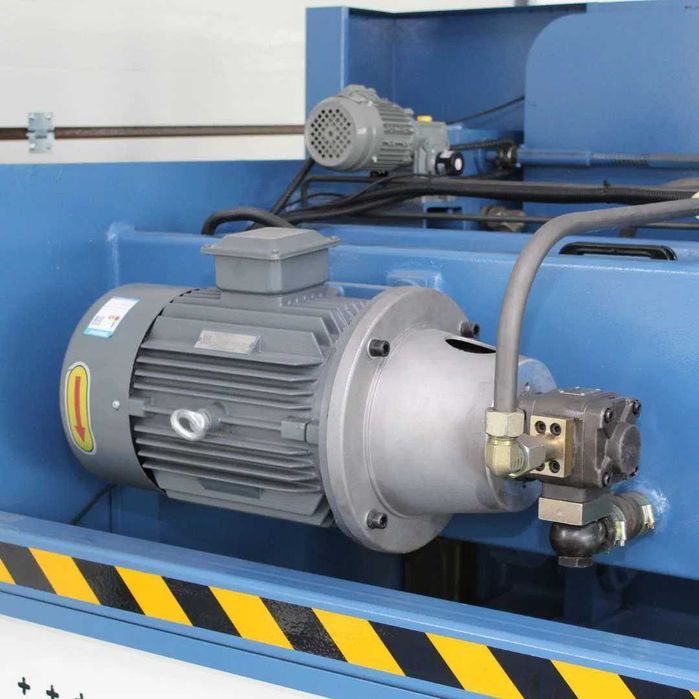 OD RĘKI Hydrauliczna prasa krawędziowa CNC krawędziarka 63x2500 OT-41