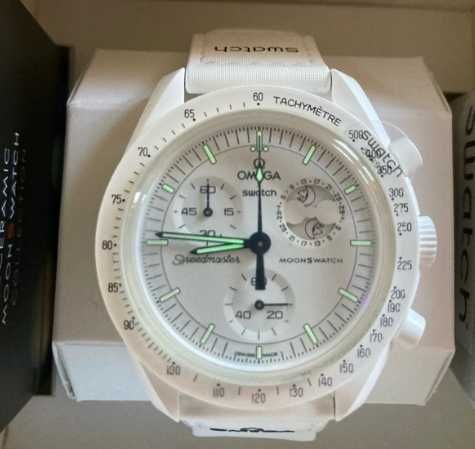 Swatch x Omega Bioceramic Moonswatch Mission To Moonphase Snoopy