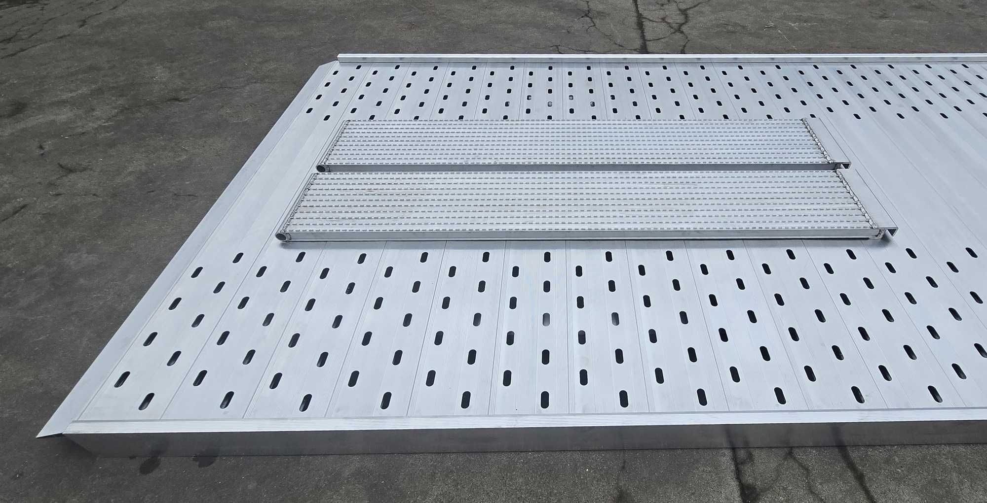 Platforma ALU 510x210 + najazdy 2,3m Laweta Najazd Certyfikat VDI 2700