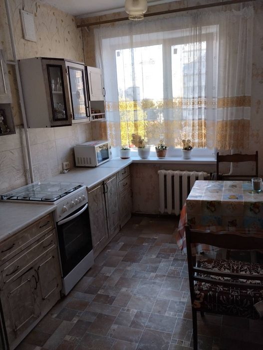 Двокімнатна квартира в довготривалу оренду, Корабельний район