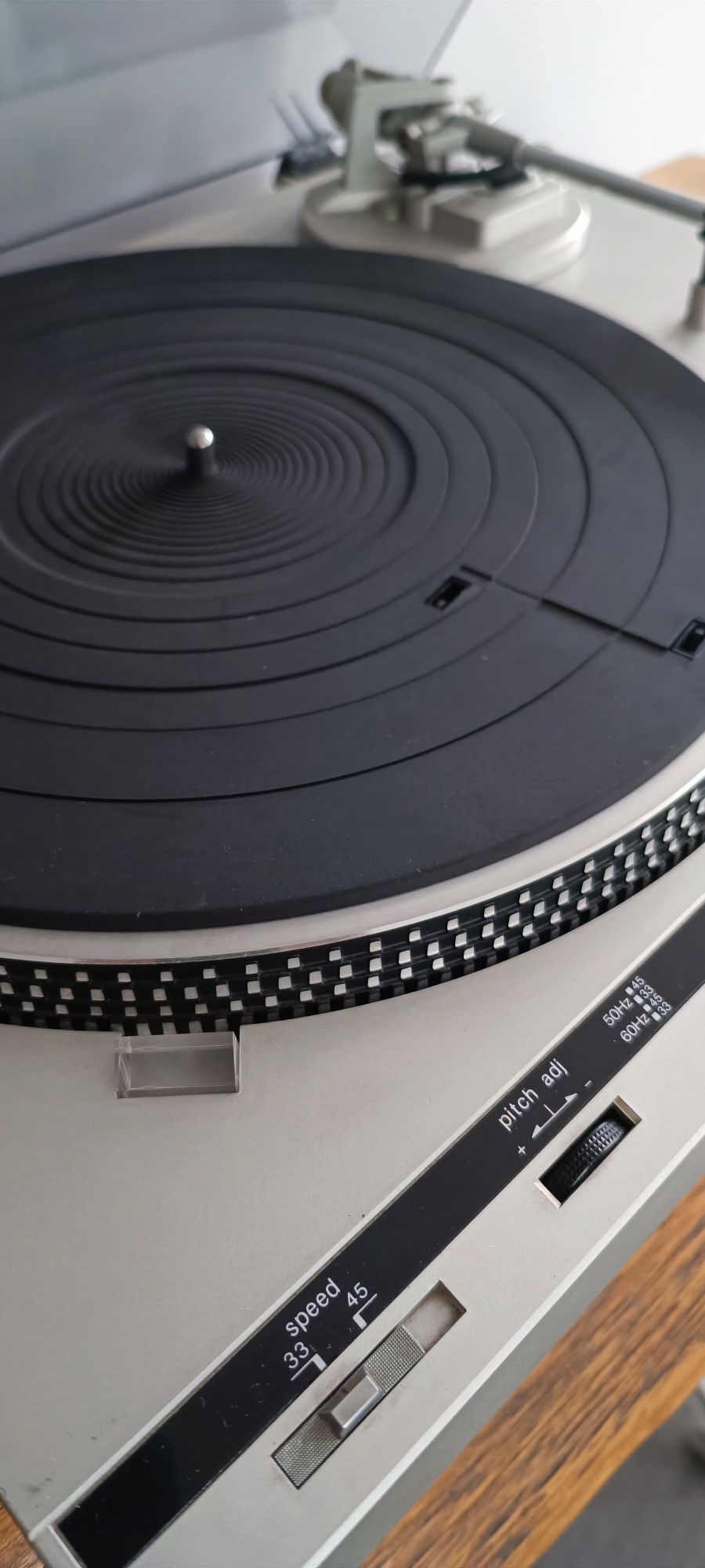 Gramofon Technics sl-d30