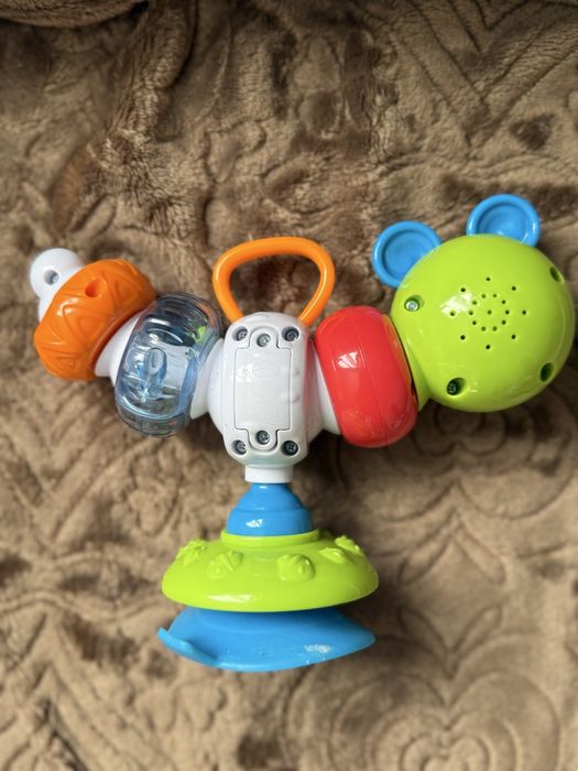 Іграшка на присосці Гусениця Філ Chicco