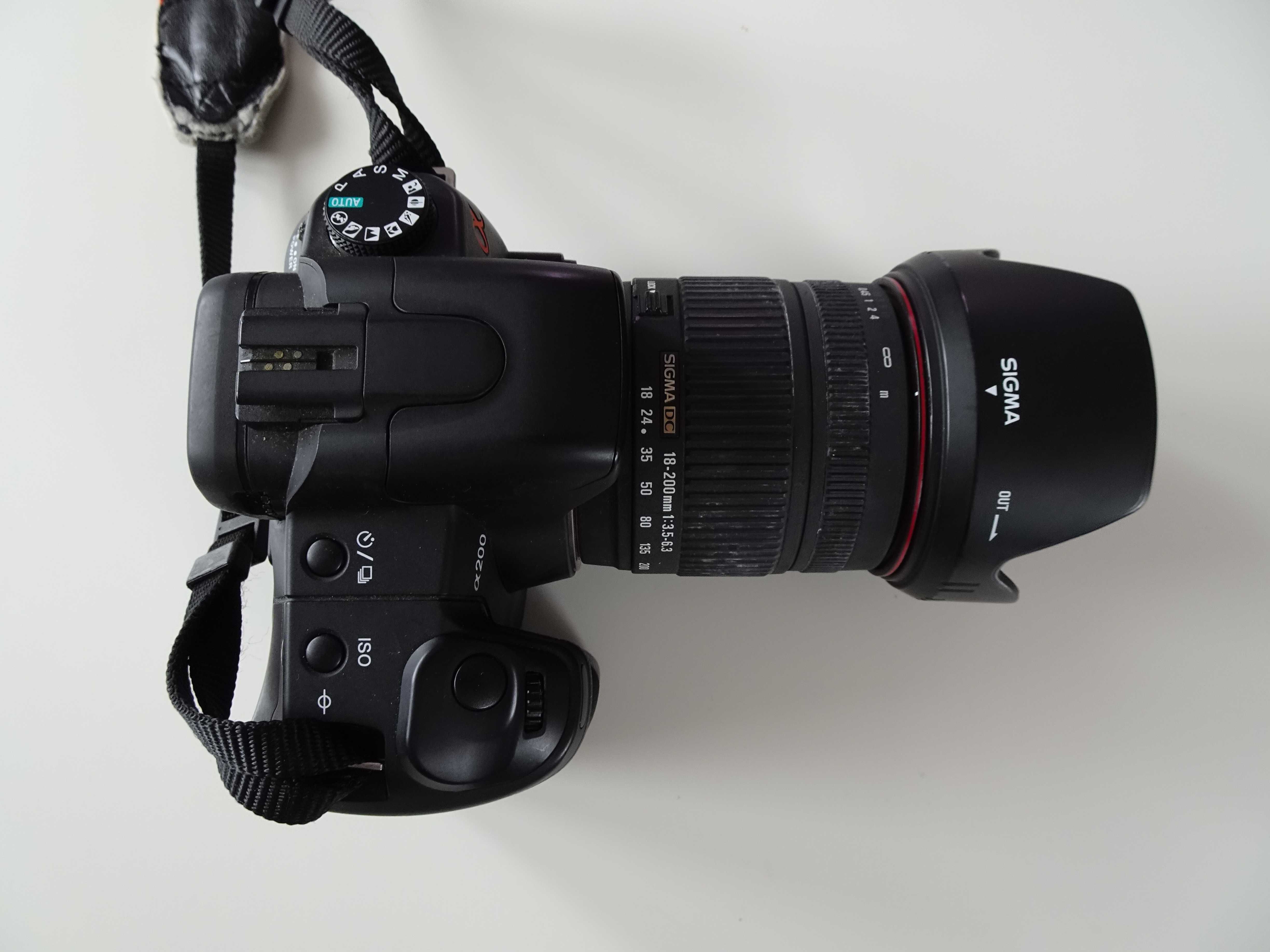Sony Alpha DSLR-A200 komplet + obiektyw Sigma DC 18-200 mm