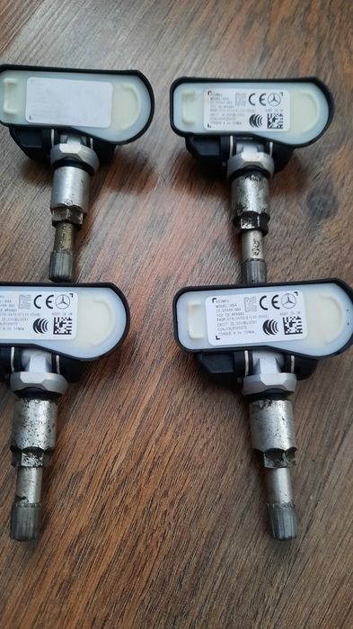 Mercedes tpms A0009050030 A0009051804 .Датчики давления шин.