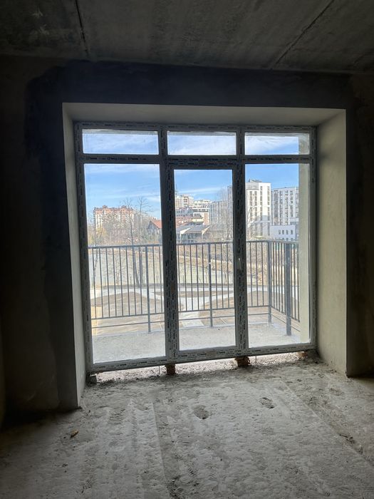 Трьохкімнатна на Міленіум