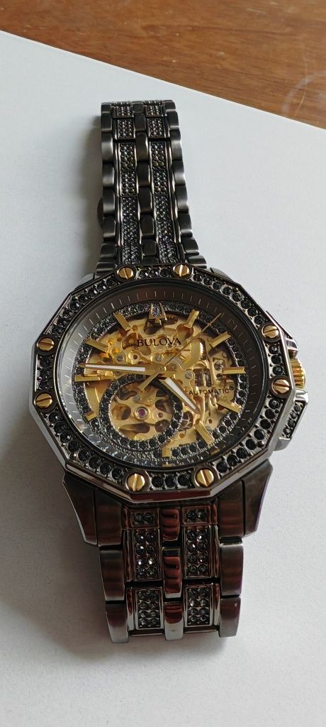 Zegarek automatyczny bulova crystal 98A293