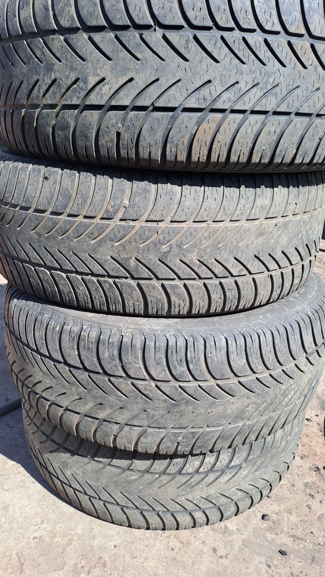 Зимние б/у Fulda Kristall Supremo 235 /60 R 16