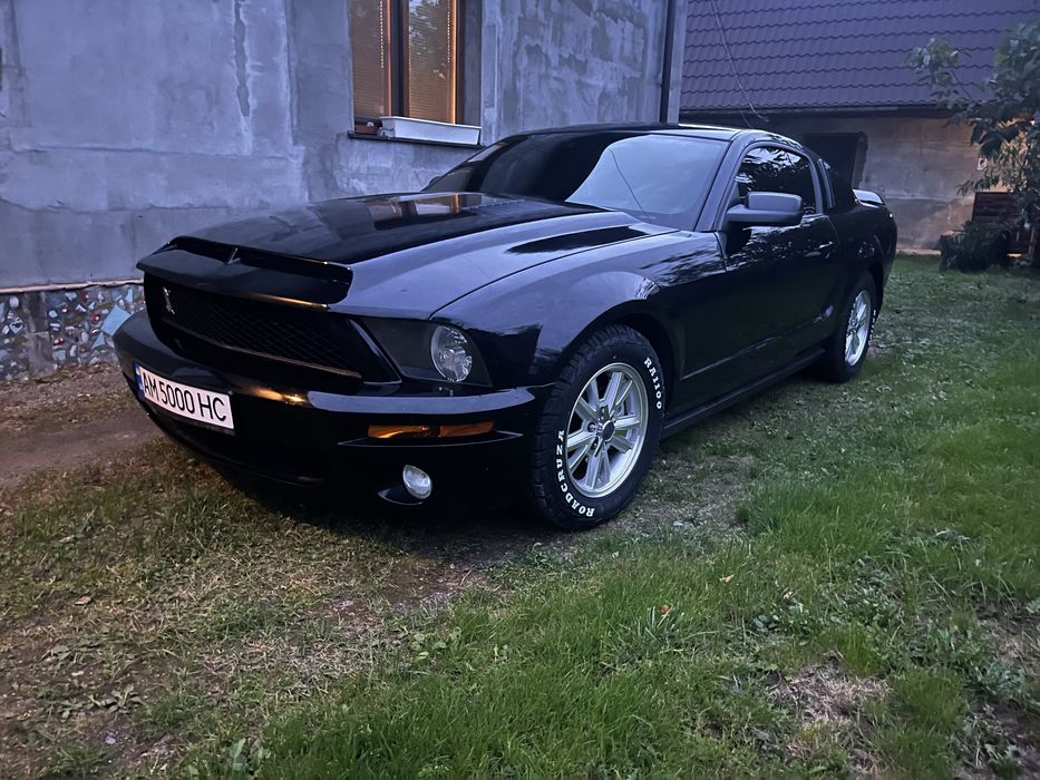 Продам Ford Mustang 4.0