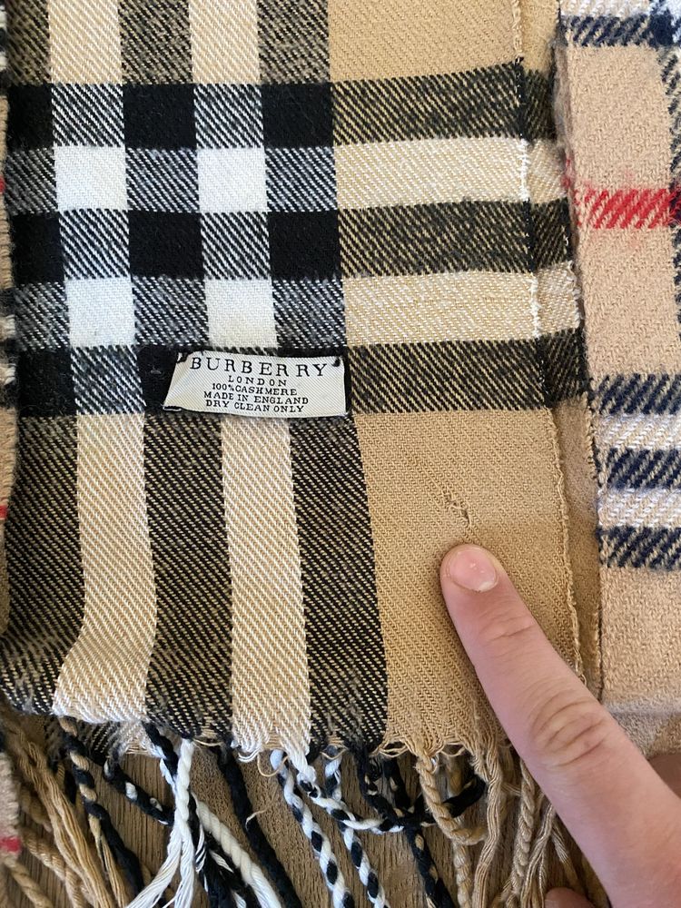 ШАРФЫ BURBERRY + 2 подарка штаны Carhartt и зипка Diesel