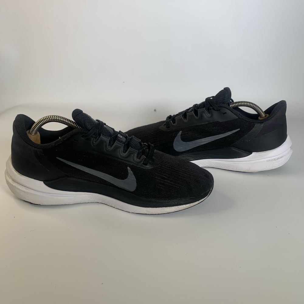Бігові кровівки Nike Running розмір 41 26см