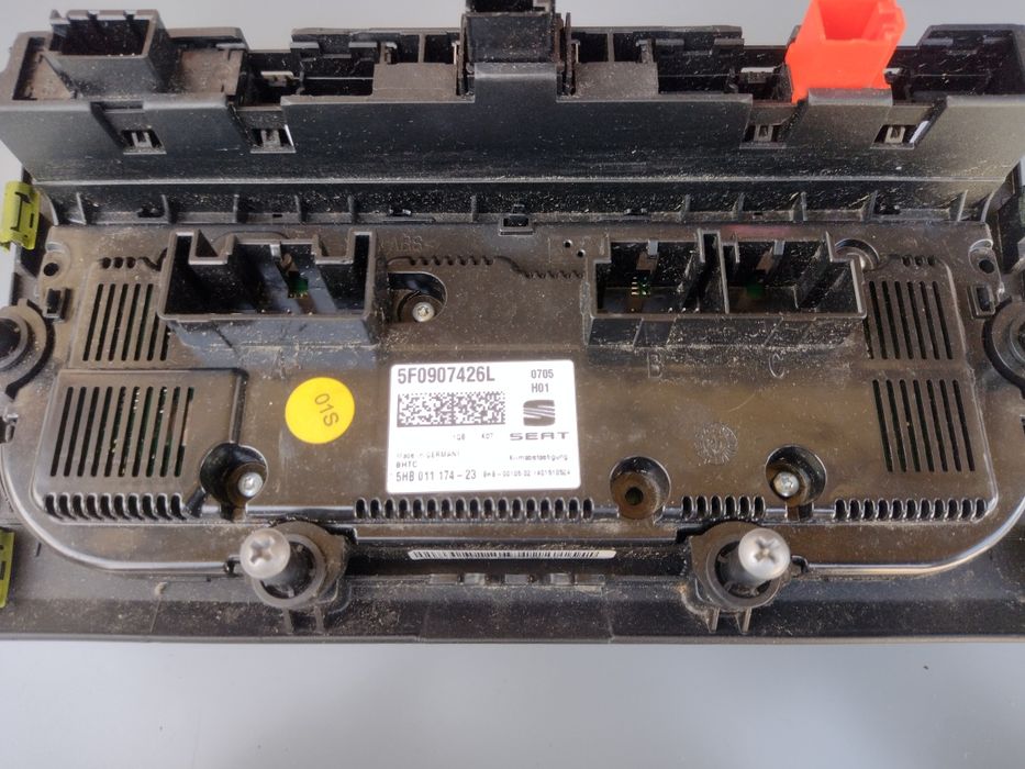 Seat Leon III 12-20 - Panel nawiewu Grzane fotele 5F0.907.426L