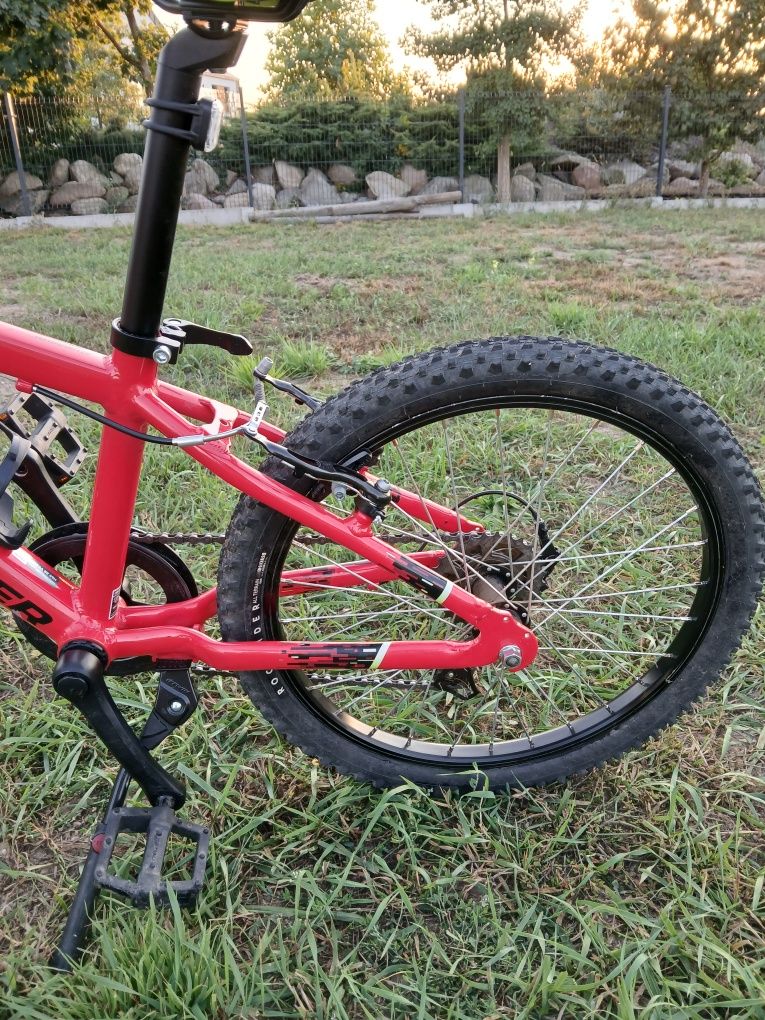 Rower MTB Rockrider  ST 900 20" - 10,5kg