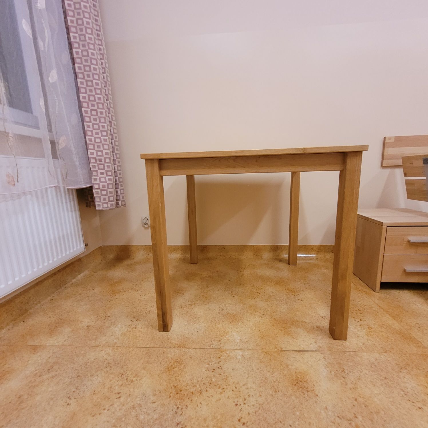 Stół z drewna bukowego/dębowego 80x80