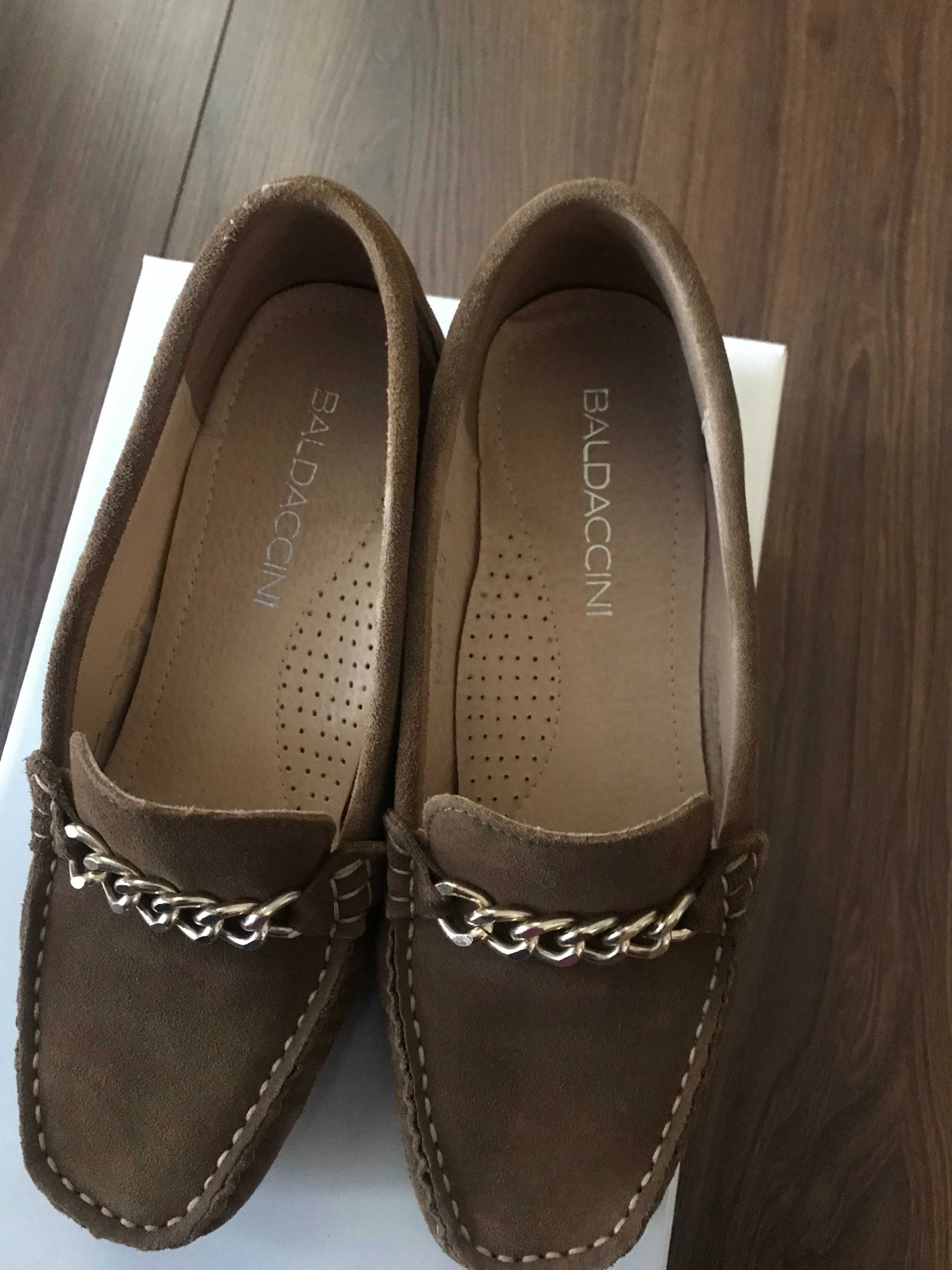Нові мокасіни Baldaccini