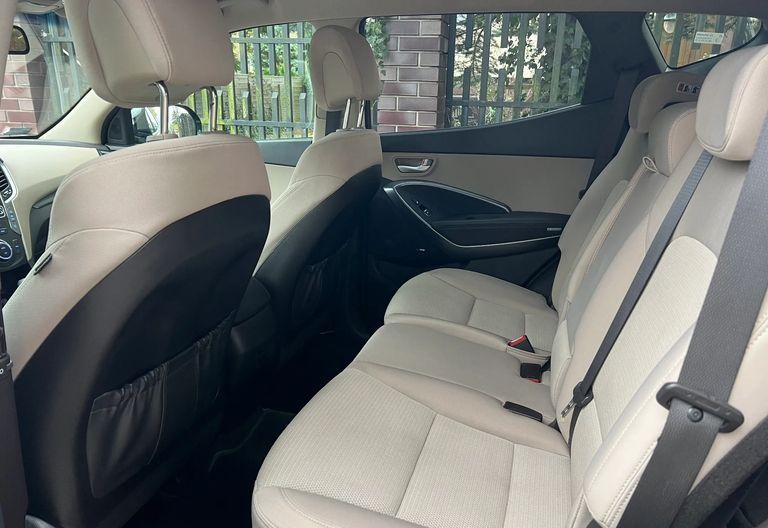 Hundai Santa Fe 2016