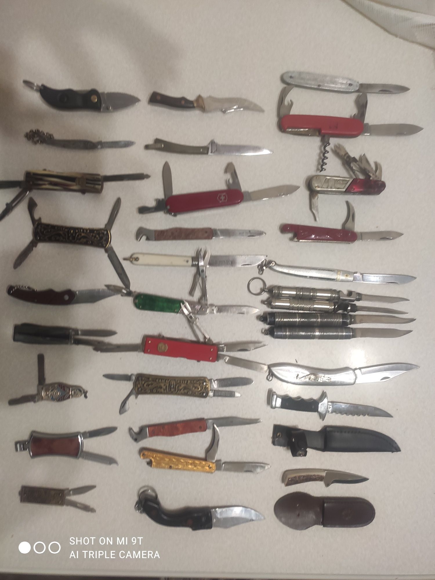 Продам коллекцию мини ножей.