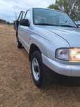 Mazda-b2500  4x4