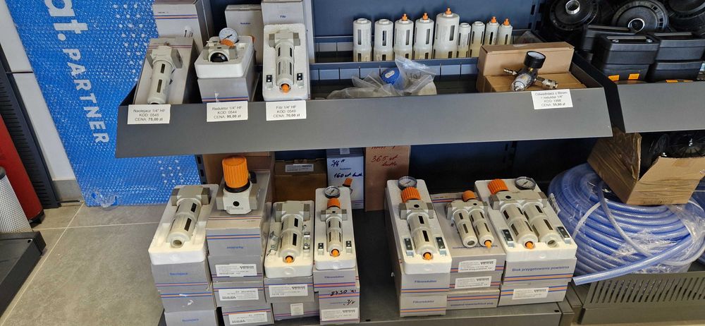 Zbiornik 500L Komnino produkcja Polska, cena brutto z osprzętem NOWY!