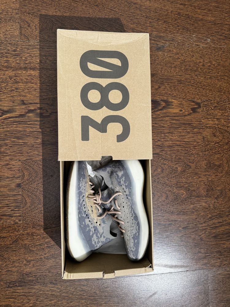 Yeezy boost 380 Mist