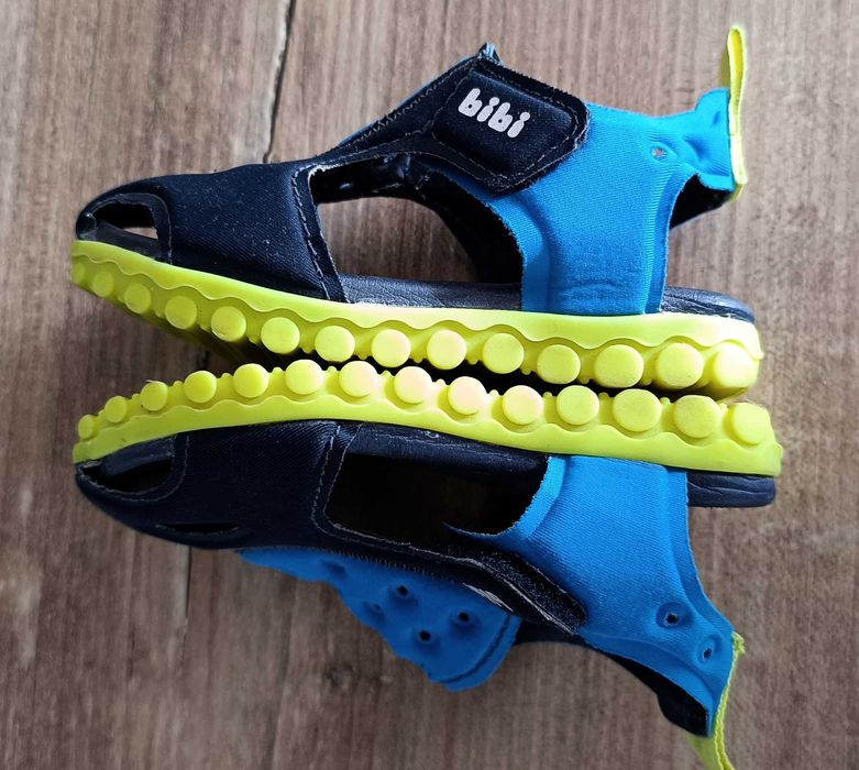 Sandały dziecięce Bibi