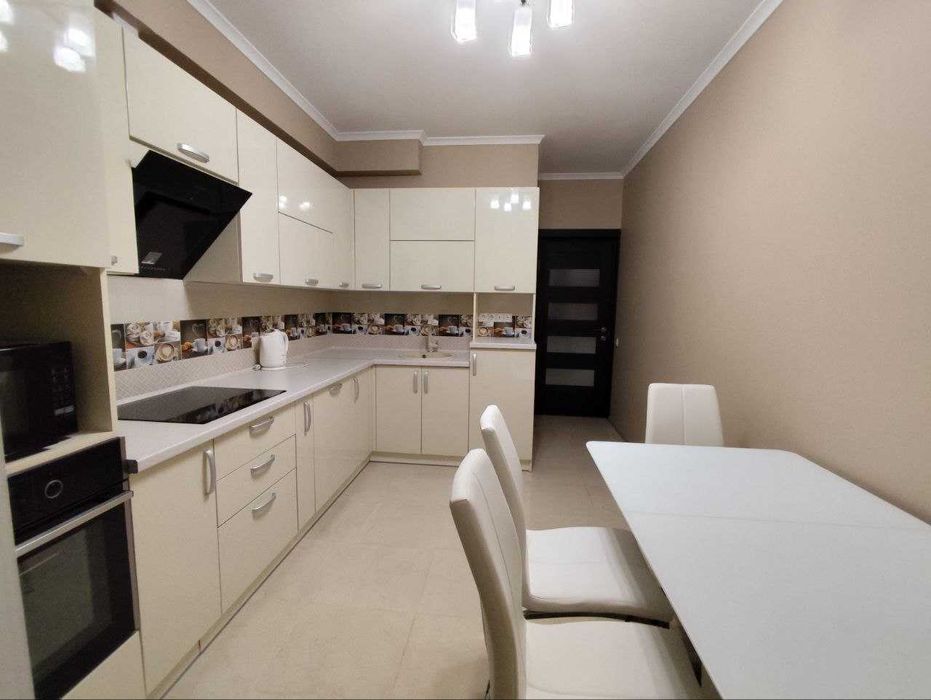 2-кімн. ЖК Яскравий ВСЕ нове ГЕНЕРАТОР вул.Кульженків,33