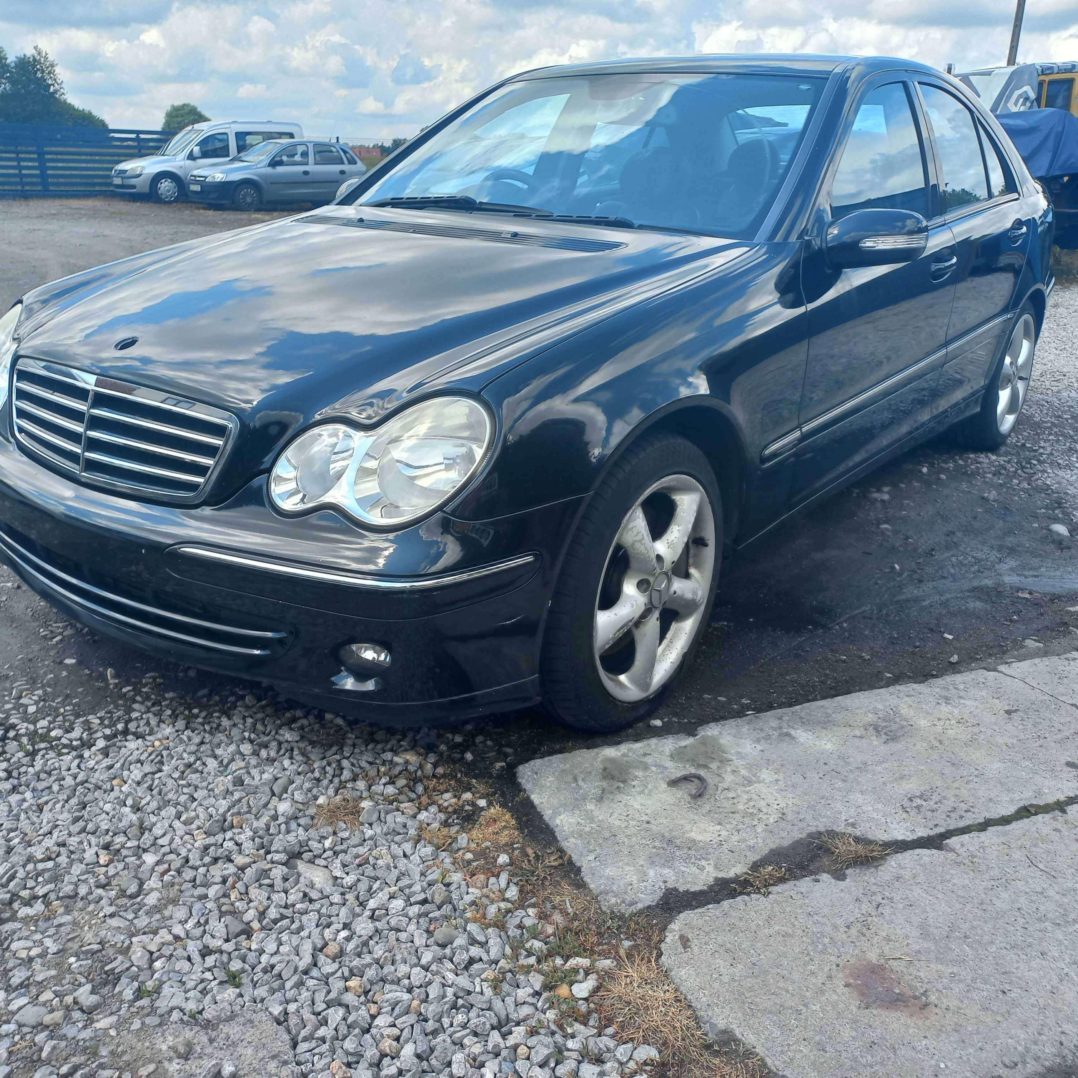 Mercedes W203 2.2cdi A646 Avangarde SKÓRA Lakier C197 Cały na Części
