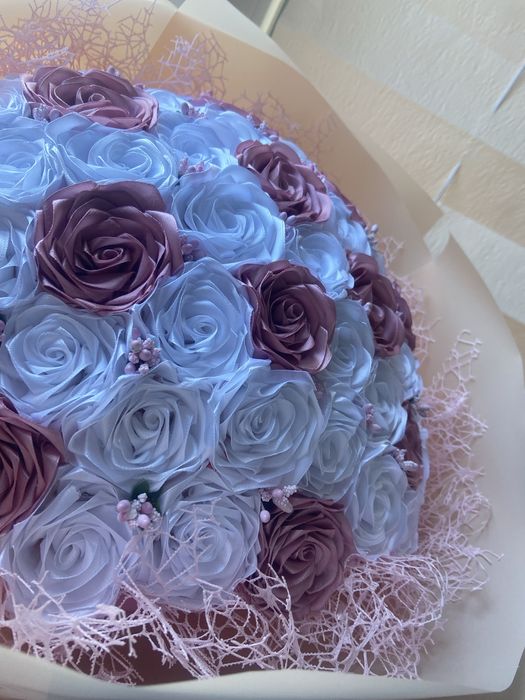 Розы из лент атласных (белых,красных,синих,розовых,сиреневых…)