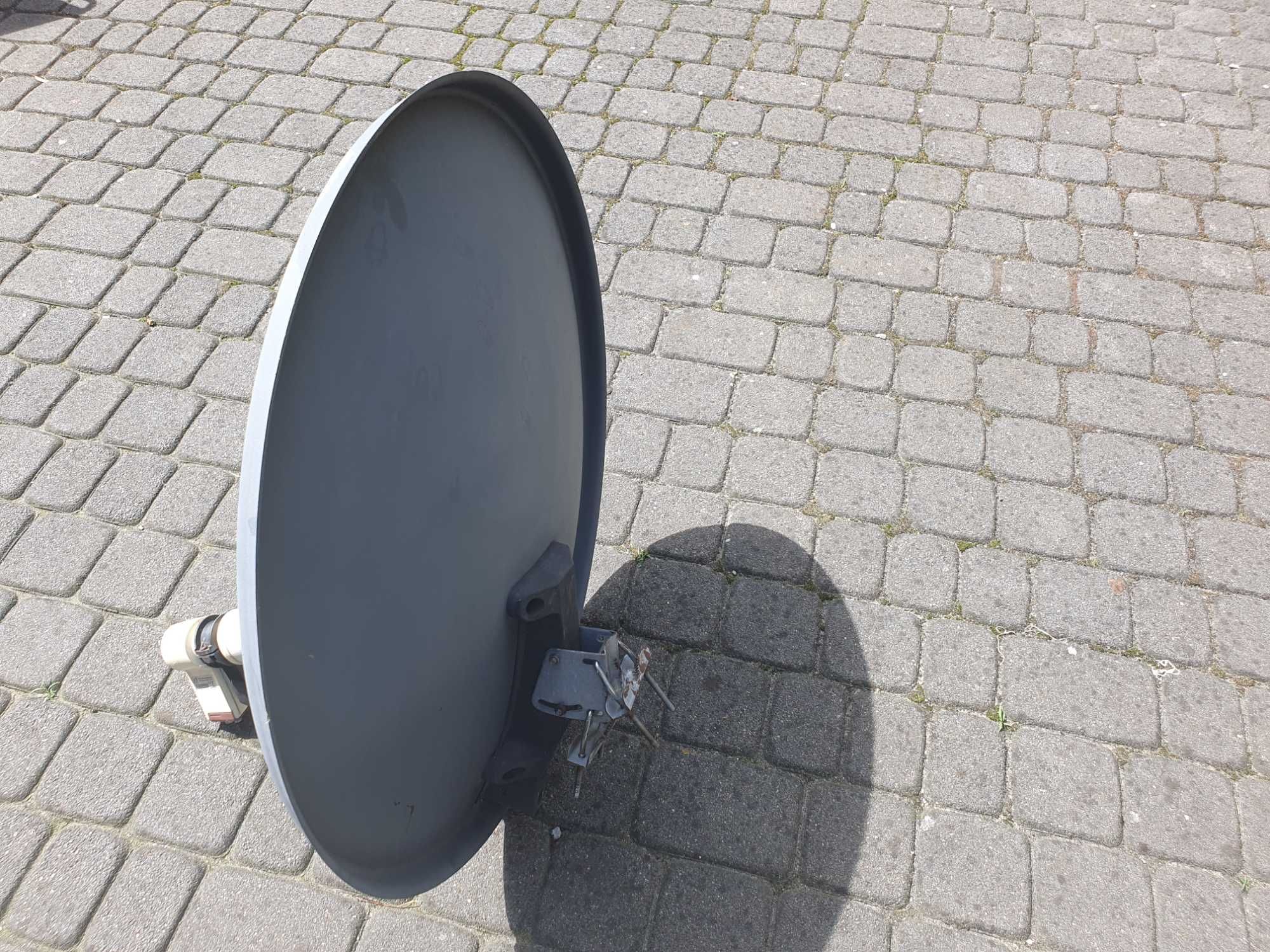 Antena Cyfrowego Polsatu z konwerterem