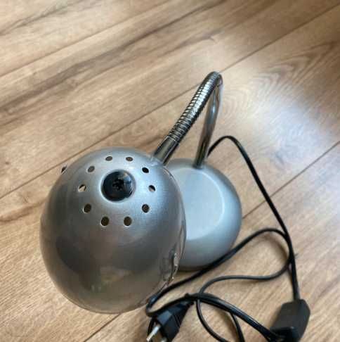 Lampka do biurka