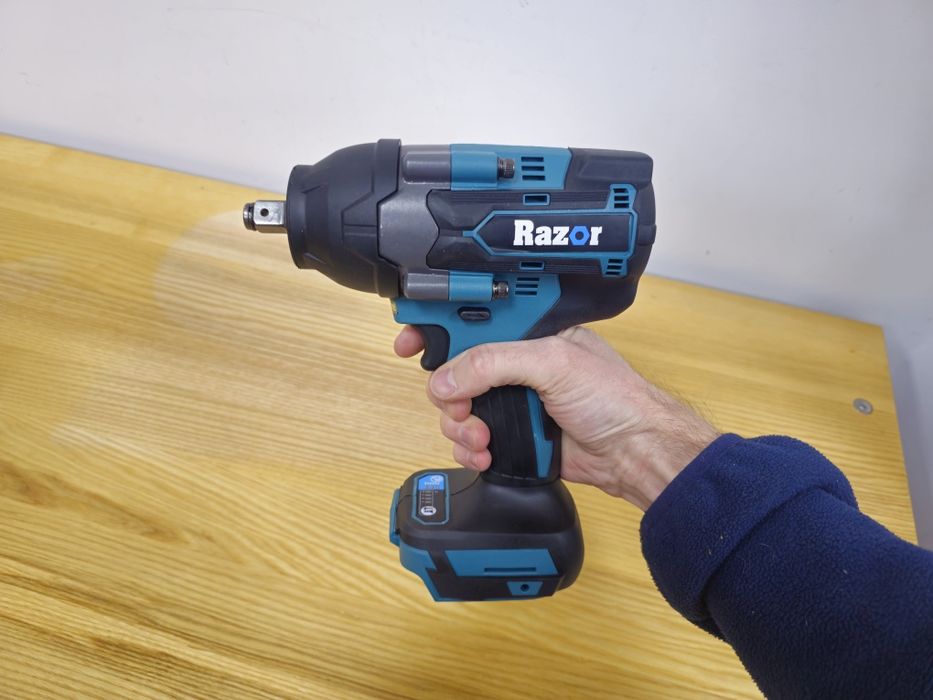 Потужний 800Nm Гайковерт для колес Акумуляторний Безщітковий Razor