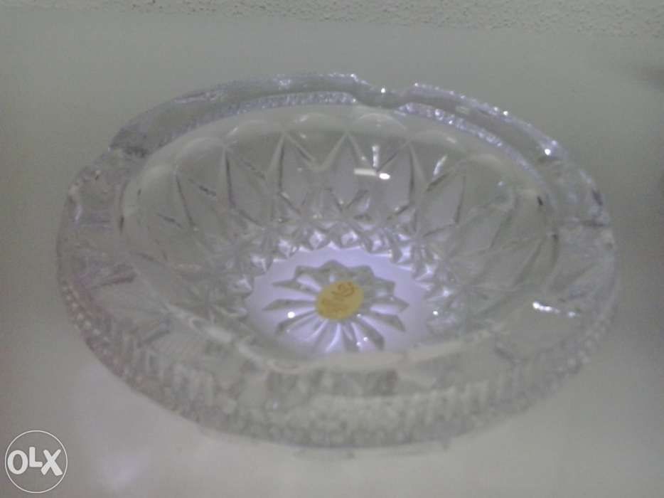 Cinzeiro cristal redondo novo