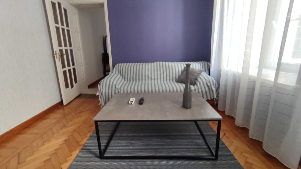 Сдам до травня. Від ріелтора. 2 кімнатна, Осипова/Троїцька.