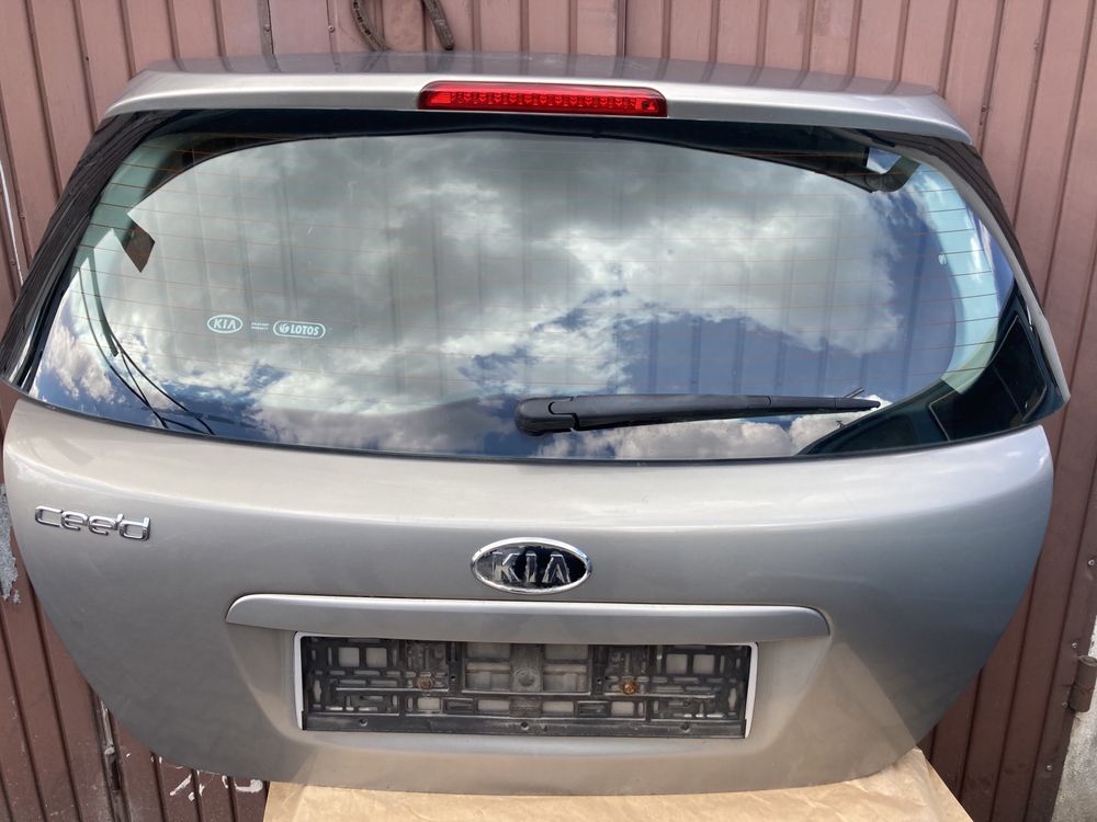 Kia Ceed klapa tyl hb 07-12