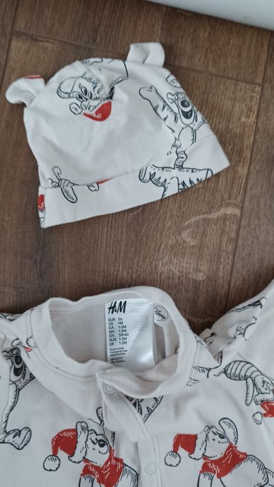 Zestaw ubranek świątecznych HM56